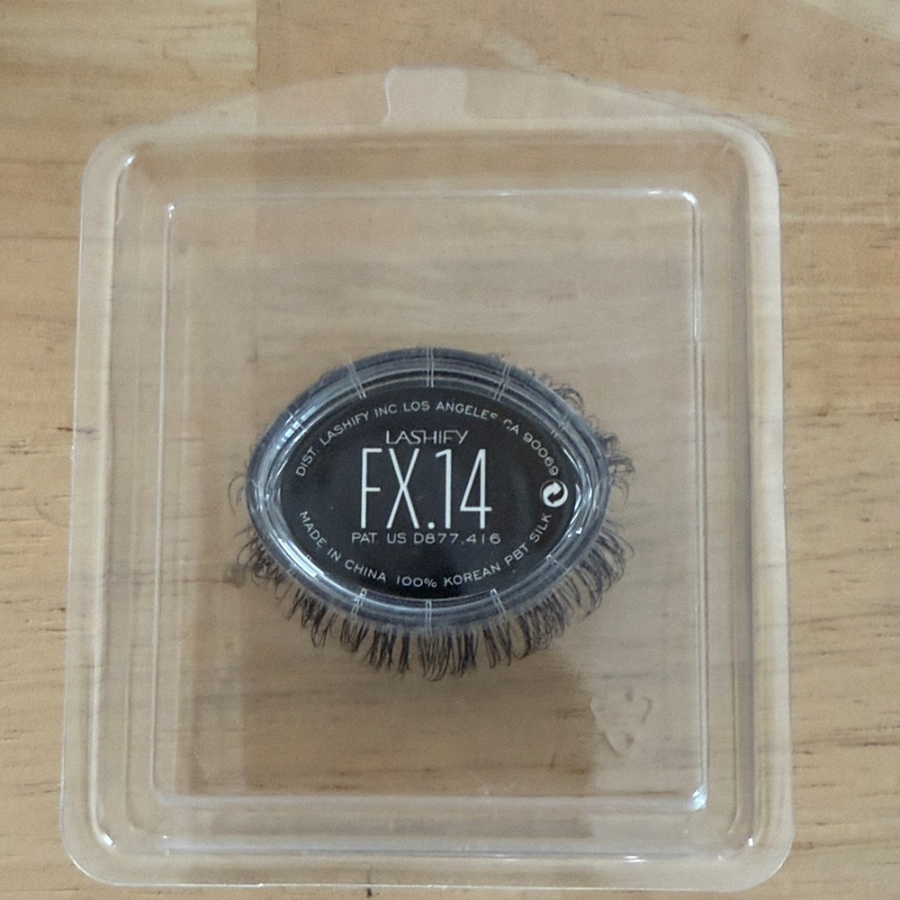 LASHIFY FX.14 False Lash Set in Black Fluffy FX